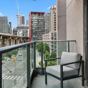 Appartement Cn Tower View With Free Parking, Pool, & Amenities 