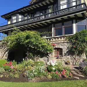 https://prior-castle-inn.hotels-victoria.net